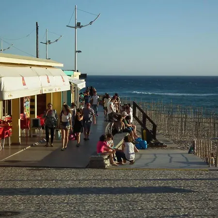 Vivenda Arlindo Villa Lourinha (Lisbon)
