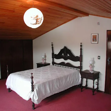 Vivenda Arlindo Villa Lourinha (Lisbon)